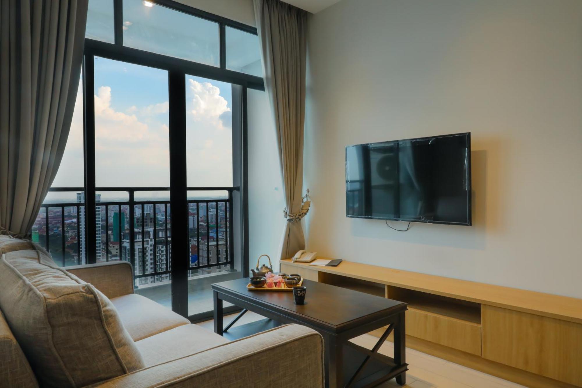 The View Serviced Residence 豪景日式酒店公寓 Пномпень Экстерьер фото