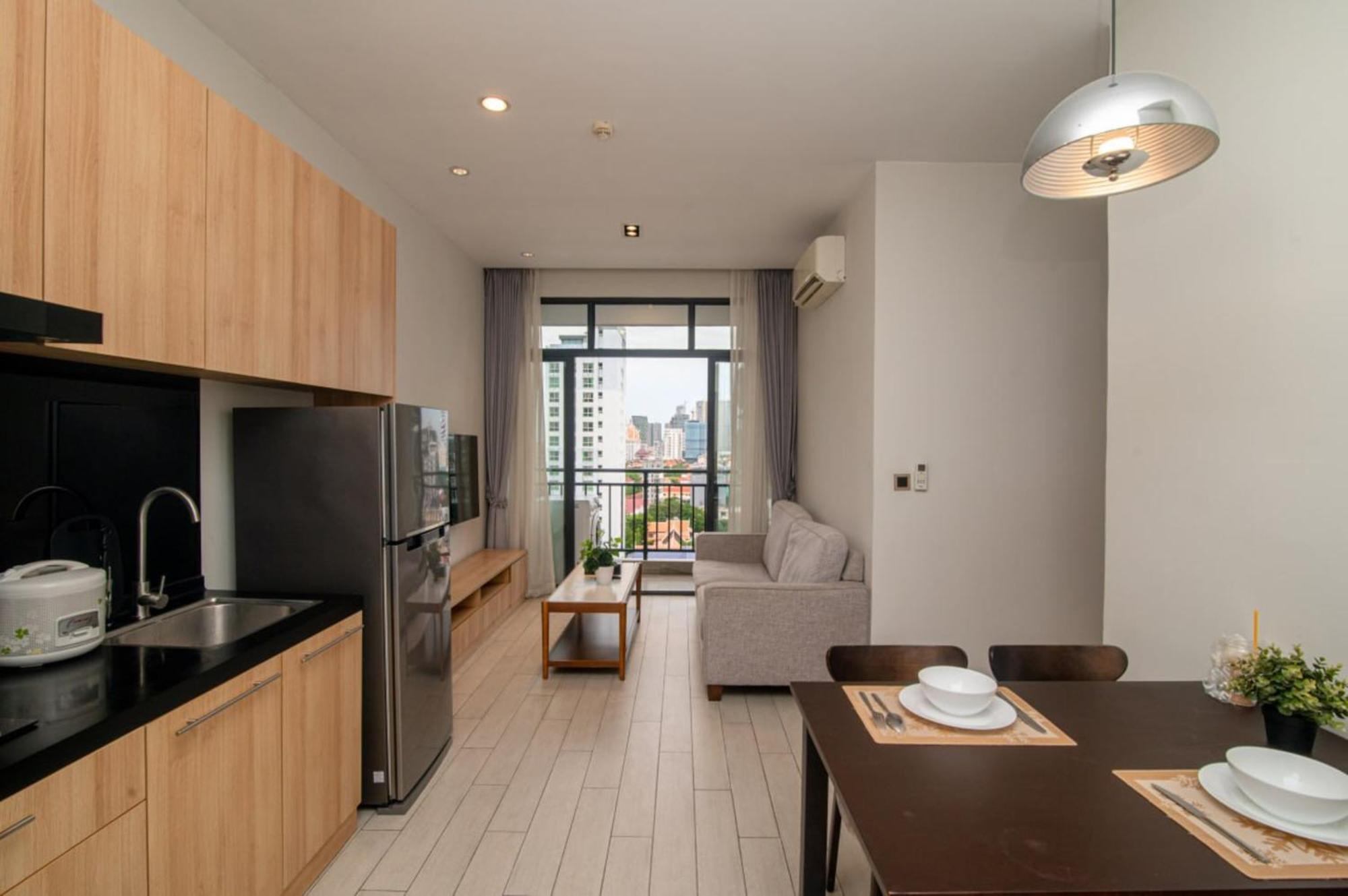 The View Serviced Residence 豪景日式酒店公寓 Пномпень Экстерьер фото