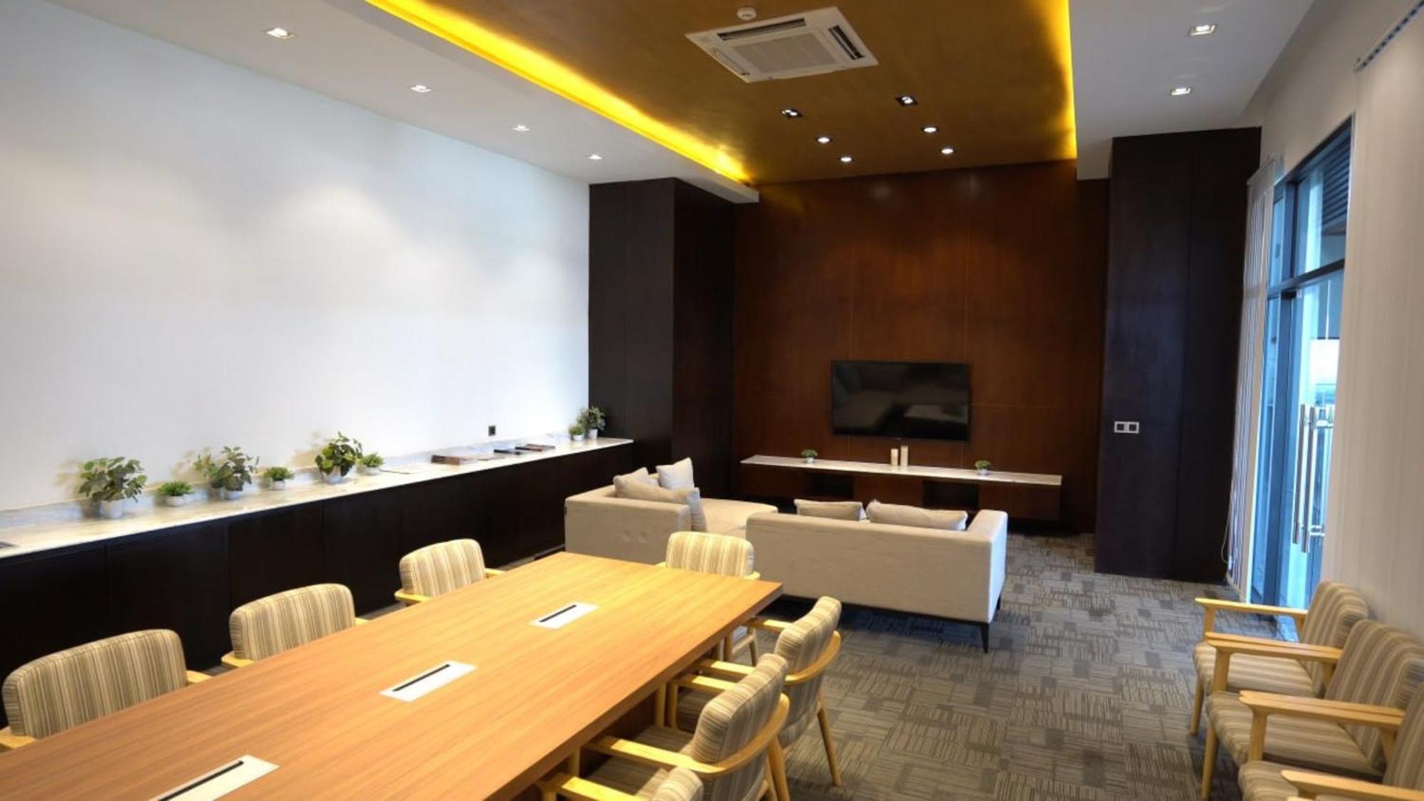 The View Serviced Residence 豪景日式酒店公寓 Пномпень Экстерьер фото